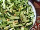 Dossiers: Impossible de s’arrêter d’en manger : cette salade de concombre ultra fraîche est devenue notre obsession du moment