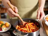 Dossiers: Menu végétarien, 28 juillet : croquettes de poireaux, penne all'arrabbiata et clafoutis aux abricots
