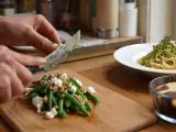 Dossiers: Menu végétarien, 24 juillet : haricots verts, spaghettis crémeux et marbré chocolat-vanille