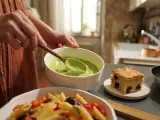 Dossiers: Menu végétarien, 17 juillet : fraîcheur estivale avec avocat, aubergines et cerises gourmandes
