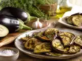 Dossiers: Vos aubergines absorbent trop d’huile ? Ces astuces les rendent fondantes sans les gorger de gras