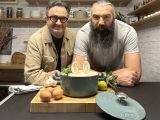 Ça mijote en cuisine avec Yves Camdeborde et Sébastien Chabal !