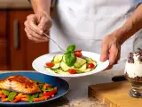 Dossiers: Menu du jour, 31 août : courgettes marinées, saumon laqué et cappuccino glacé