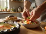 Dossiers: Menu sans gluten, 1 août : tartare de jambon melon et tomate, saumon à l'oseille, coulant au chocolat et aux noisettes