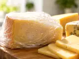 Dossiers: Ne pas envelopper le fromage dans du film alimentaire quand il fait chaud, voici pourquoi