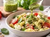 Dossiers: 12 sauces faciles pour transformer une salade de pâtes en vrai plat d’été