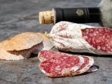 La poudre blanche sur le saucisson, c’est quoi ?