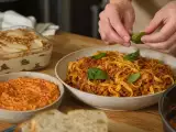 Dossiers: Menu du jour, 9 septembre : houmous aux poivrons, pâtes à la bolognaise et tiramisu poire-spéculos
