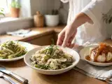 Dossiers: Menu végétarien, 28 octobre : tagliatelles de poireau, wok de quinoa aux poireaux, haricots et champignons, confiture bananes-coco
