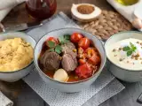 Dossiers: Menu sans gluten, 25 octobre : oeufs brouillés, jarret de boeuf façon osso bucco, panna cotta vegan à la coco