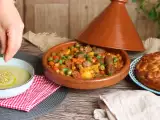 Dossiers: Menu du jour, 14 octobre : velouté de chou frisé, tajine de bœuf et gâteau aux pommes