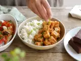 Dossiers: Menu du jour, 6 octobre : sardines en escabèche, tofu général tao et brownie protéiné