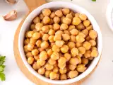 Dossiers: Pois chiches : faut-il vraiment ajouter du bicarbonate dans l’eau de cuisson ?