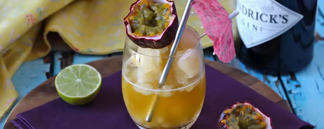 Cocktail granité gin et fruit de la passion, la boisson fraiche de l'été!