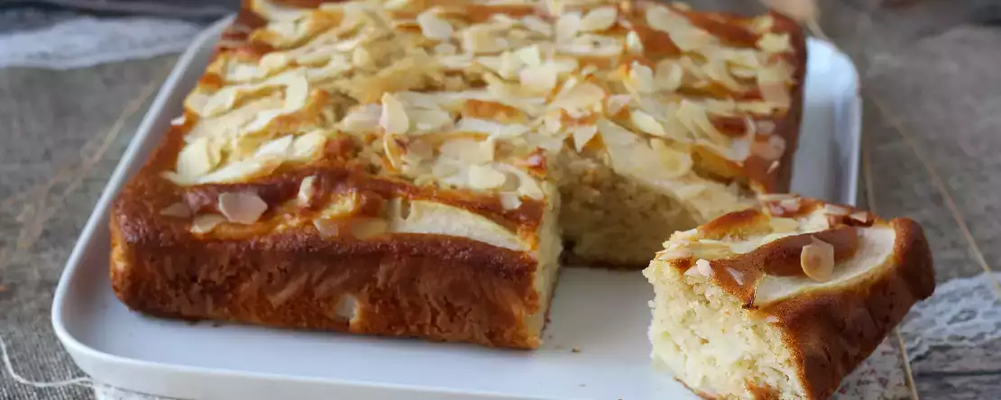 Gâteau aux poires facile et moelleux aux amandes