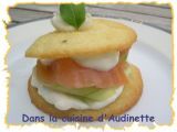 Recette Biscuits au parmesan et ses tagliatelles de saumon fumé et concombre