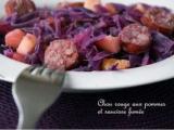 Recette Chou rouge aux pommes et saucisses fumées