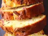 Recette Cake aux allumettes de canard, huile d'olive, vache qui rit.