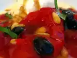 Recette Confit de tomates, fruits secs coulis de poivron aux framboises