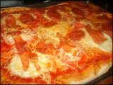 Recette Pizza jambon fumé, tomate, mozzarella