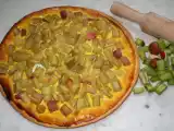 Recette Pizza à la rhubarbe (sucrée)