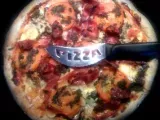 Recette Pizza diététique aux pesto, aubergines, jambon espagnol et cancoillotte