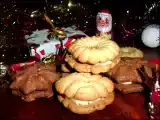 Recette Bredeles à la noisette fourrés (presse à biscuits)
