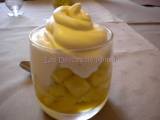 Recette Verrine d'ananas au coulis de fruits de la passion et espuma pina colada