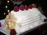 Recette Bûche glacée chocolat, framboises, chantilly, coeur de meringue
