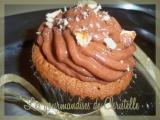 Recette Cupcakes au chocolat au lait, noisette et caramel