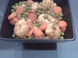Recette Tajines de boulettes de poulet, carottes et petits pois
