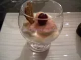 Recette Verrine de mascarpone aux griottines® et biscuits roses