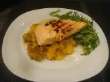 Recette Au menu ce soir: saumon grillé sur un lit de compote de mangue et aubergine
