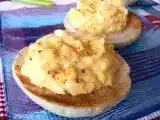 Recette Oeufs brouillés sur muffins anglais
