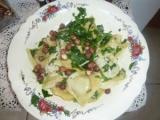 Recette Salade de ravioli à l'ail des ours et noisette torréfiée