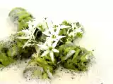 Recette Gnocchi à l'ail des ours et écume de fleurs d'ail et parmesan