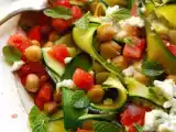 Recette Salade tiède végétarienne et réjouissante au menu !