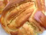 Recette Brioches tressées aux amandes