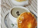 Recette Velouté de cèpes et de morilles en cocotte lutée