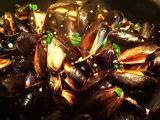 Recette Moules sautées à l'ail et basilic