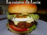 Recette Burger au bleu, oignons caramélisés et sauce cocktail