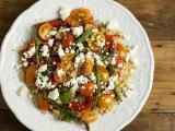 Recette Salade de quinoa, poivrons grillés, feta et asperges