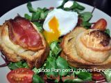 Recette Salade pain perdu chèvre pancetta & oeuf poché