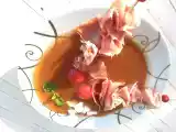 Recette Soupe froide pastèque-melon, menthe, féta et jambon cru