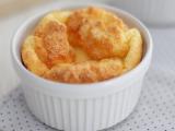 Recette Soufflés au fromage bien moelleux et aérés