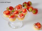 Recette Tartelettes de fraises sur un lit de ganache au chocolat blanc coco et gingembre