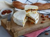 Recette Brie fourré aux abricots et aux amandes