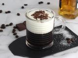 Recette Irish coffee (café avec du whisky et de la crème fouettée)