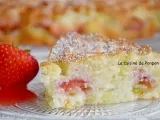 Recette Gâteau moelleux à la rhubarbe et fraises et aux blancs d'oeufs