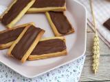 Recette Biscuits twix au caramel et chocolat au lait